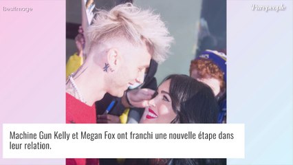 Megan Fox en bombe : sa robe ne cache pas grand chose