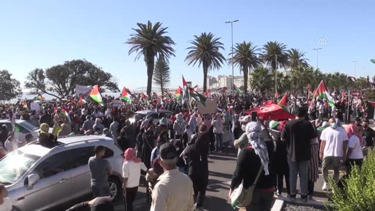 CAPE TOWN - İsrail'in Filistinlilere yönelik saldırıları Güney Afrika'nın Cape Town kentinde protesto edildi