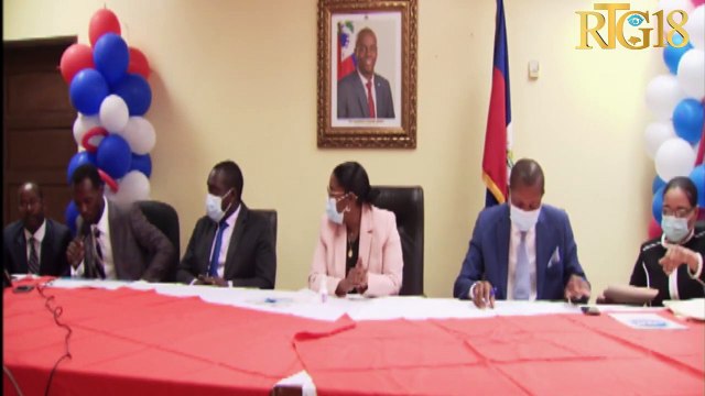 Ministè touris ak CNMP klotire 4 jounen fòmasyon sou pasasyon mache piblik yo.