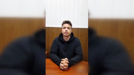 MİNSK - Belarus'ta bomba ihbarıyla indirilen uçakta gözaltına alınan gazetecinin ilk ifadesi basına yansıdı