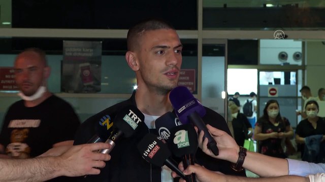 ANTALYA - Milli futbolcu Merih Demiral, Antalya'ya geldi