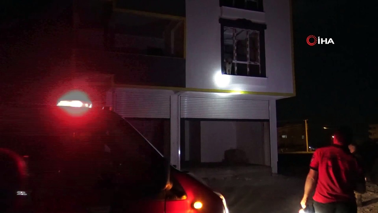 Siverek’te inşatta mahsur kalan köpek itfaiye ekiplerince kurtarıldı