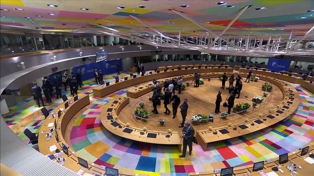 La UE castiga a Bielorrusia con sanciones y el cierre de su espacio aéreo por el secuestro del avión