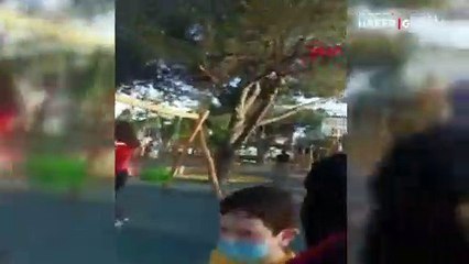 Çocuk parkında dehşet anbean kamerada!