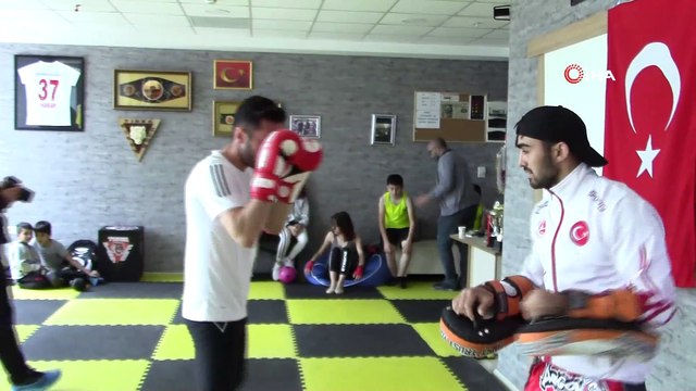 Sivaslı sporcu gözünü milli takıma dikti