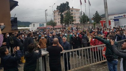 Çay üreticilerinin fiyat ve günlük kota isyanı