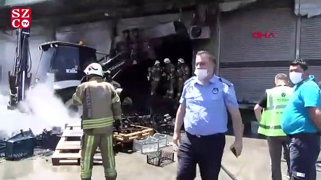 Bayrampaşa'da sebze-meyve halinde yangın