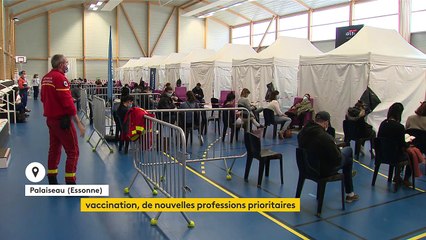 Covid-19 : la vaccination ouverte à de nouvelles professions prioritaires