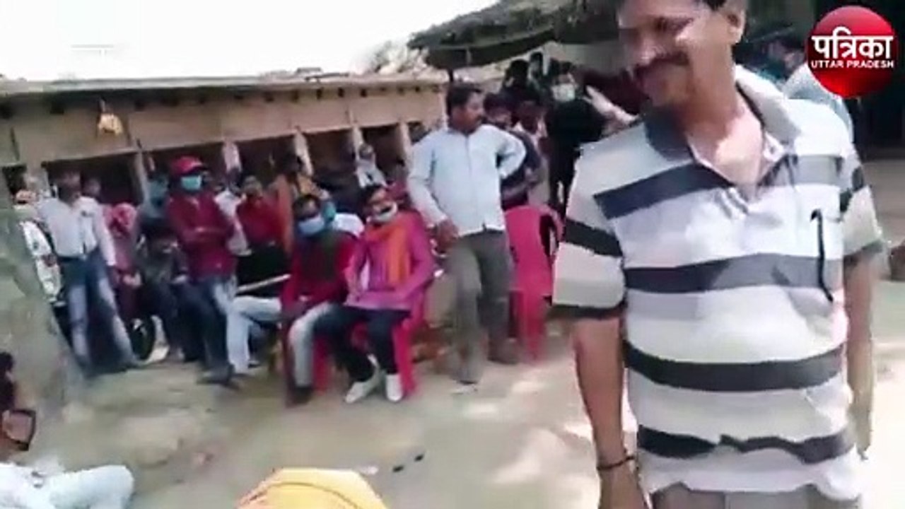 जनता ने विधायक को सुनाई खरी खरी