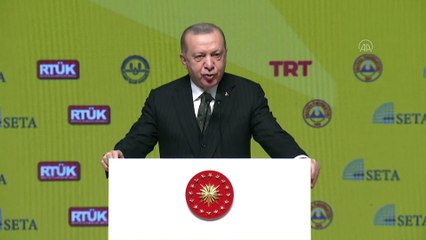 ANKARA - Cumhurbaşkanı Erdoğan: 'Günümüzdeki İslam düşmanlığı dalgası çok daha sinsi ve örtülü yöntemlerle yürütülmektedir'