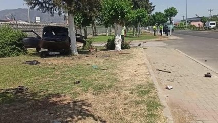 Ağaca çarpan otomobilin sürücüsü ağır yaralandı