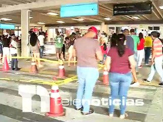 #Telenoticias / Jurista no descarta que militares hayan propiciado incidente en el AILA / 25 de mayo 2021