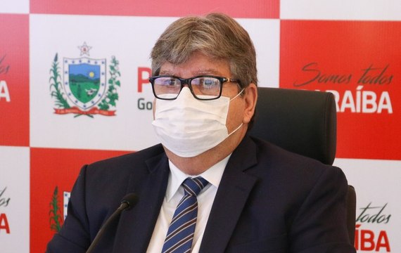 Em mensagem aos prefeitos do Sertão, governador da PB revela quanto já investiu na região