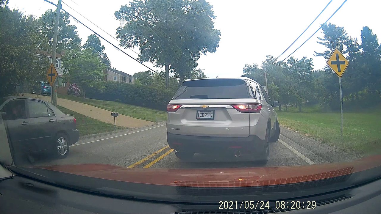 Driver Reverses Despite Not Having Room