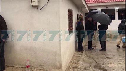 VAJZA E FAMILJES TOLA JASHTE RREZIKUT PER JETEN - News, Lajme - Kanali 7