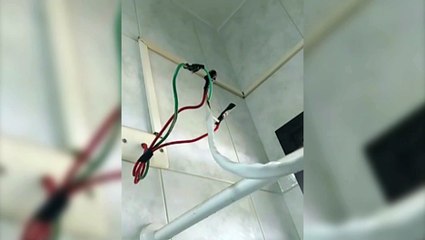 Mulher registra problemas na fiação de chuveiro, na UPA Tancredo