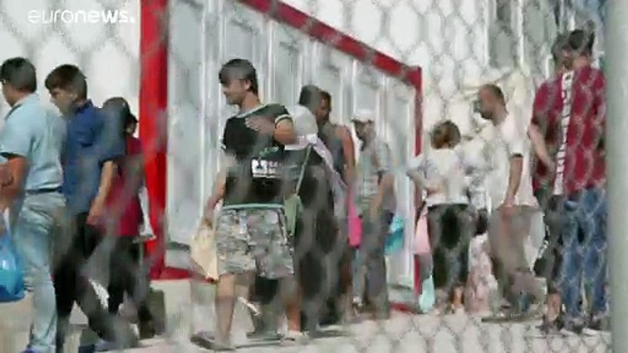 Griechenland baut neue Flüchtlingslager