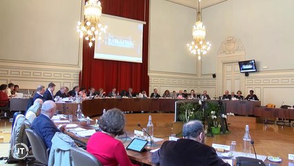 POLITIQUE Dernier conseil municipal avant les élections