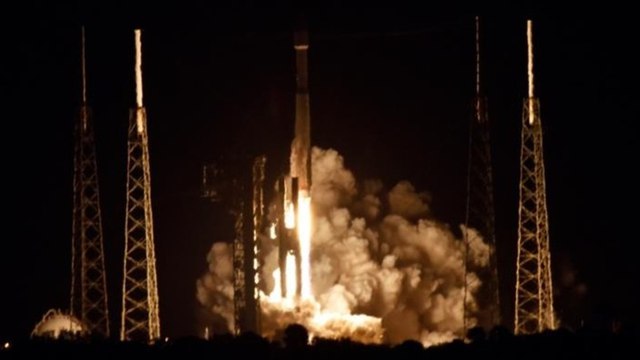 Here comes the sun: Solar Orbiter heads for close-up of our star