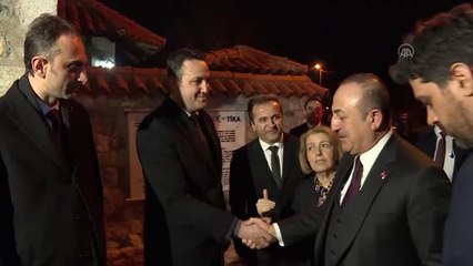 Dışişleri Bakanı Çavuşoğlu, Tuzi şehrindeki Nizam Camisi'ni ziyaret etti (1)