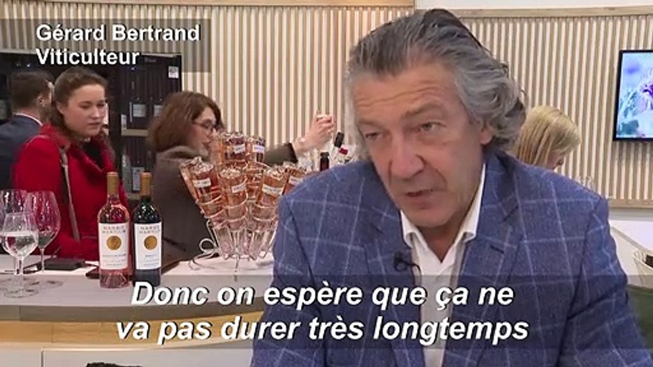 Au salon du vin de Paris, les taxes Trump donnent le blues aux viticulteurs