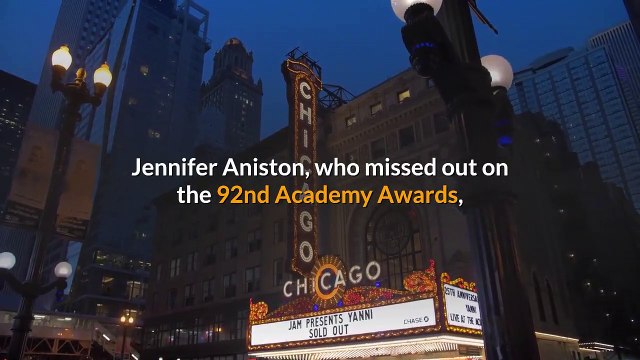 Jennifer Aniston, Courteney Cox make Oscars winner Laura Dern's night memorable