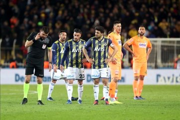 Fenerbahçe-Alanyaspor maçının VAR görüntüleri izlendi! Hakemlere ceza verilecek
