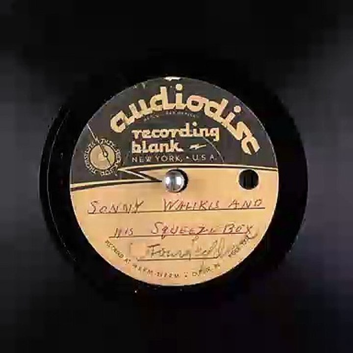 Sonny Walikis and his Squeeze Box - Four Leaf Clover