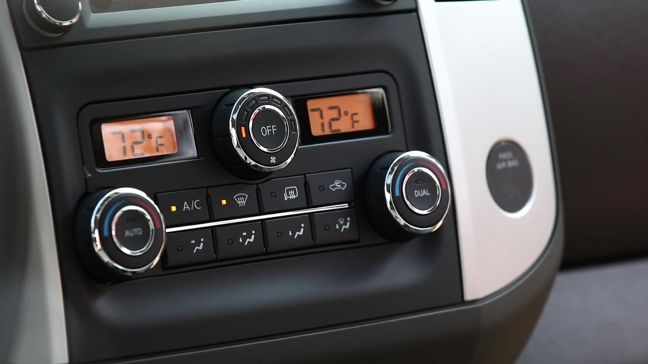 2020 Nissan Frontier Interior Design