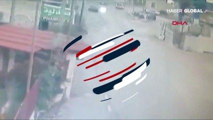 İsrail askeri aracı Filistinlilerin aracına sürdü