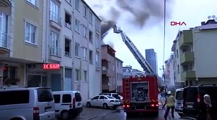 İstanbul'da 3 katlı binada korkutan yangın