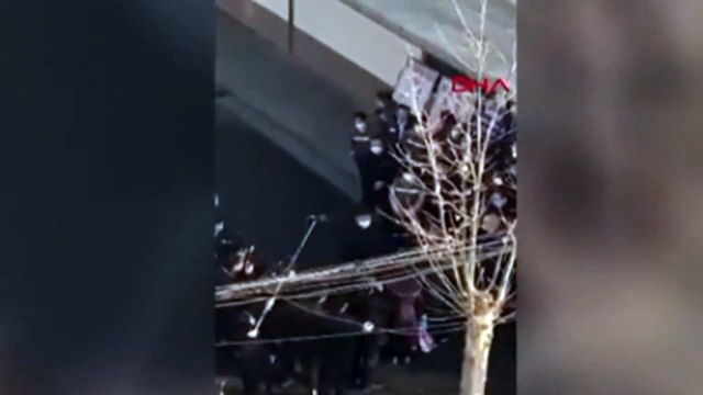 Çin Devlet Başkanı Xi Jinping, koronavirüs salgınından sonra ilk defa halk karşısına çtıktı