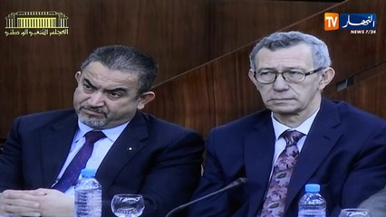 الوزير الأول: نؤكد على حرية الصحافة وإستقلاليتها