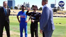 India vs New Zealand, 3rd ODI : Henry Nicholls departs on 80, Shardul Strikes|वनइंडिया हिंदी