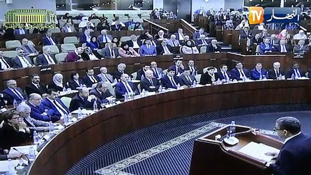 جراد .. الحكومة ستعمل على تطهير الارث الكارثي والتوجه نحو تغيير سياسي واقتصادي