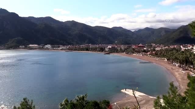 Marmaris'te depreme dayanıksız okul binası yıkılacak