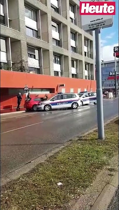 BMW-Lenker schleifte auf Flucht in Wien Polizist mit