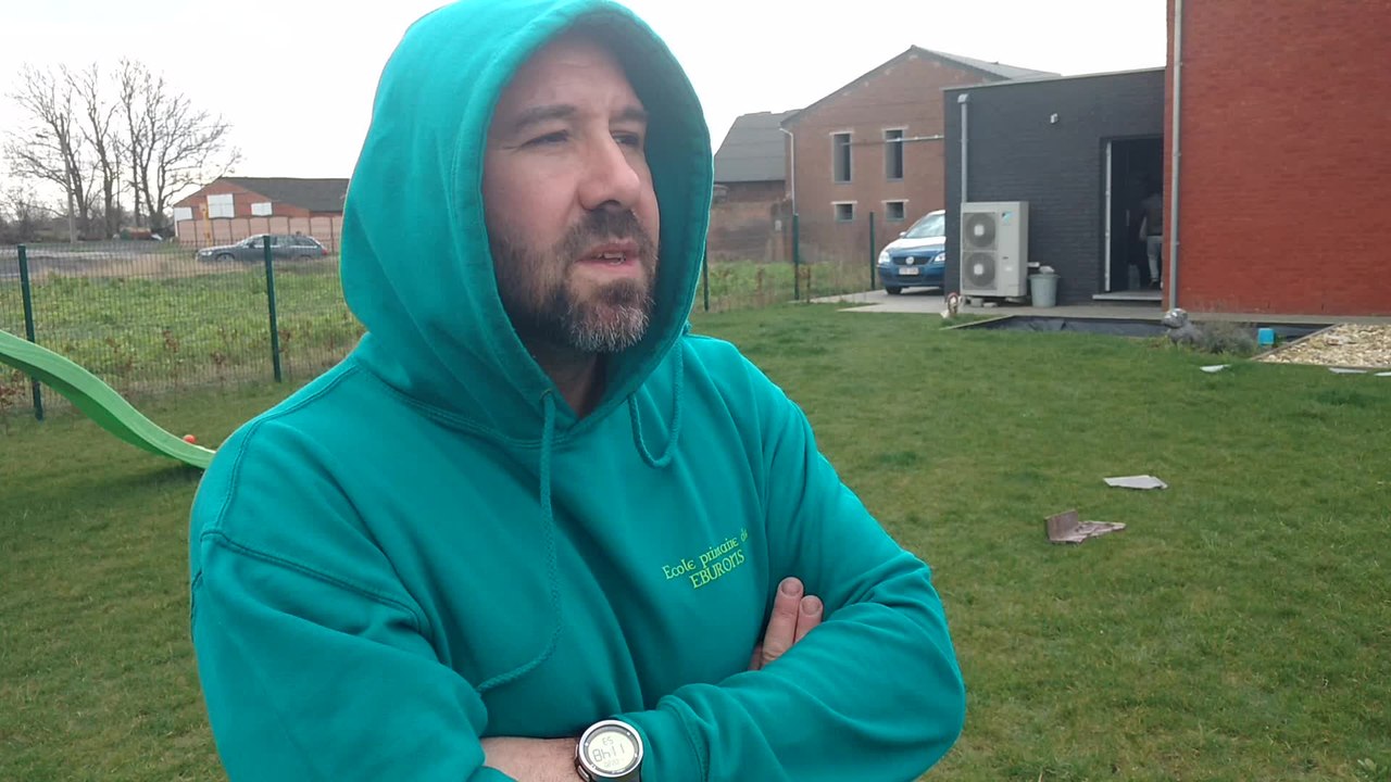 Lens.La solidarité le lendemain de la tornade. Vidéo Eric Ghislain p. Vidéo Eric Ghislain