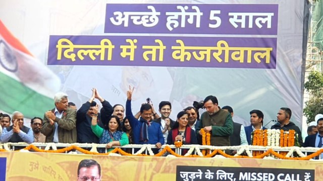 Kejriwal addresses AAP workers as party all set to win Assembly polls
