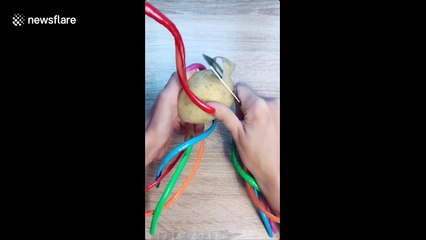 How to cook when you have the longest nails in Russia