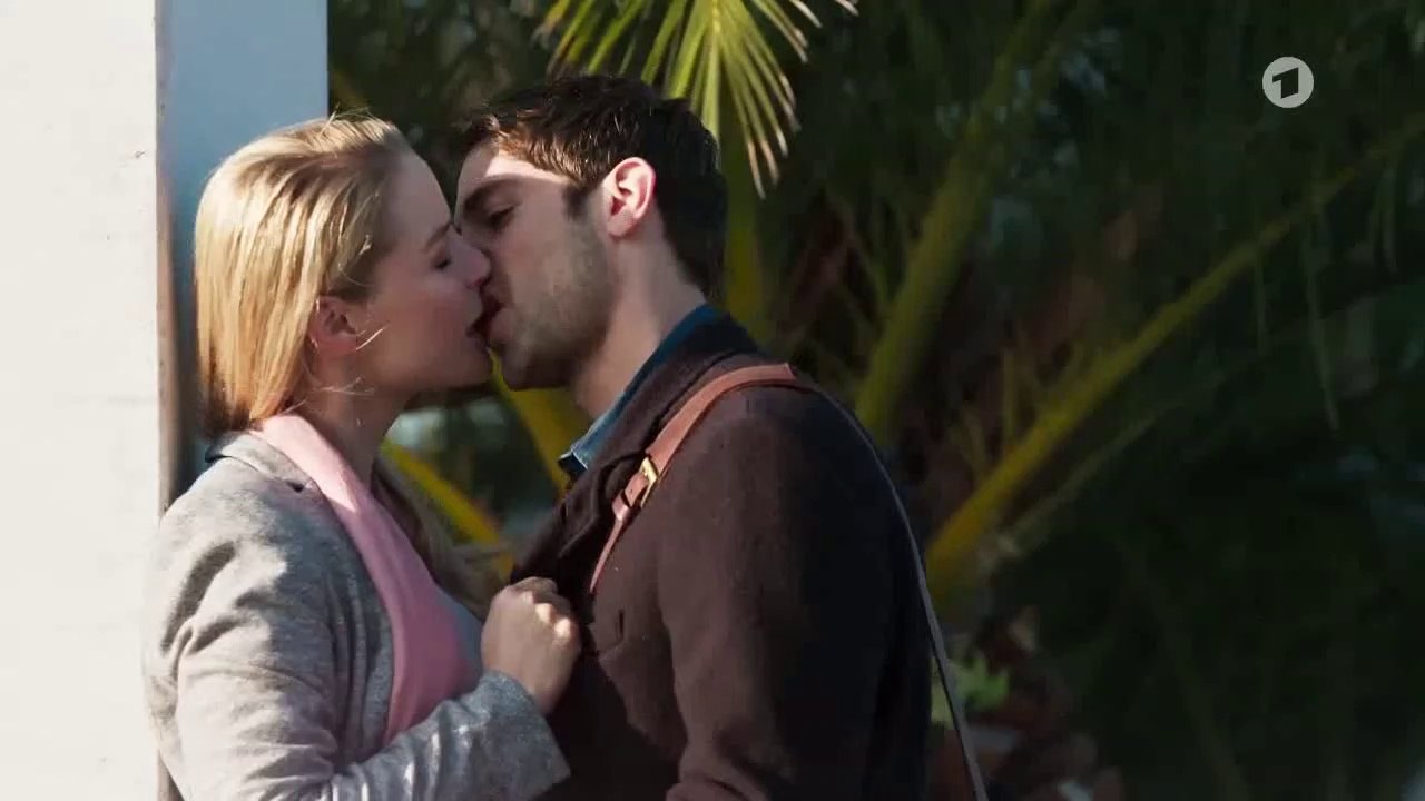 Mit letzter Kraft (173) - In aller Freundschaft - Die jungen Ärzte