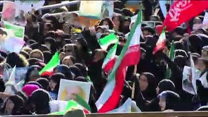 Eslóganes anti EEUU y calles llenas para el 41º aniversario de la Revolución islámica