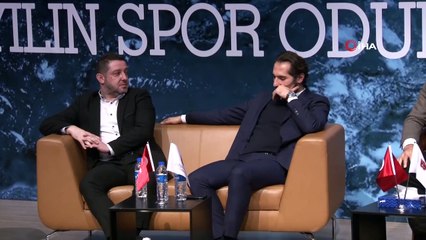 Nihat Kahveci: “Kulüplerimiz batmış durumda, öz kaynaklara yönelmeliyiz”