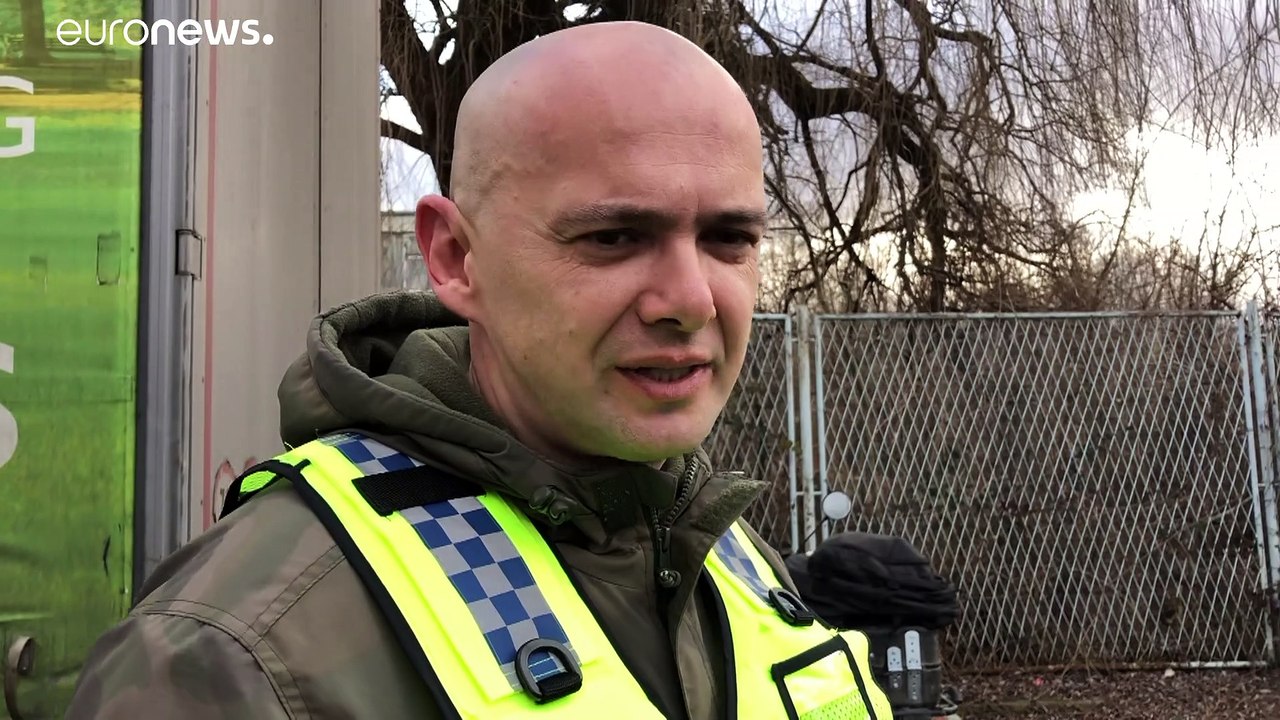 Flüchtlinge in bosnien: warten in leeren fabriken