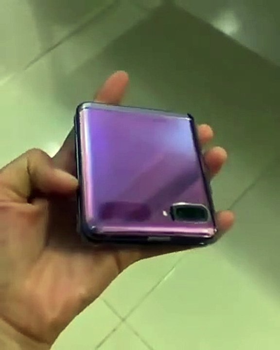 Samsung Galaxy Z Flip 2020 Hands On