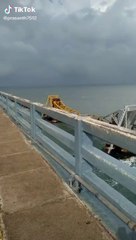 Kya aapane samander per train ka bridgeDekha hai