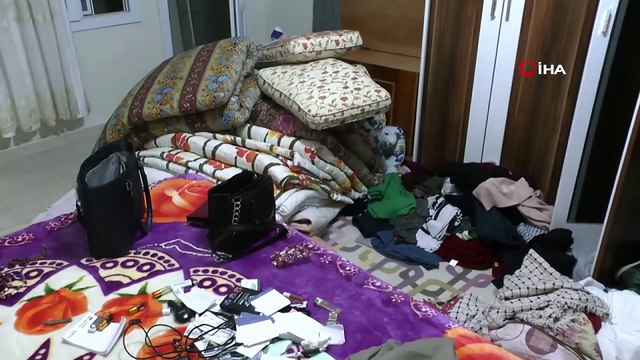 Güngören'de kocası Kadir Ören'i bıçaklayarak öldüren Hülya Ören'in davasında mahkeme kararını açıkladı. Mahkeme heyeti sanık Ören'in 15 yıl hapsine hükmetti.