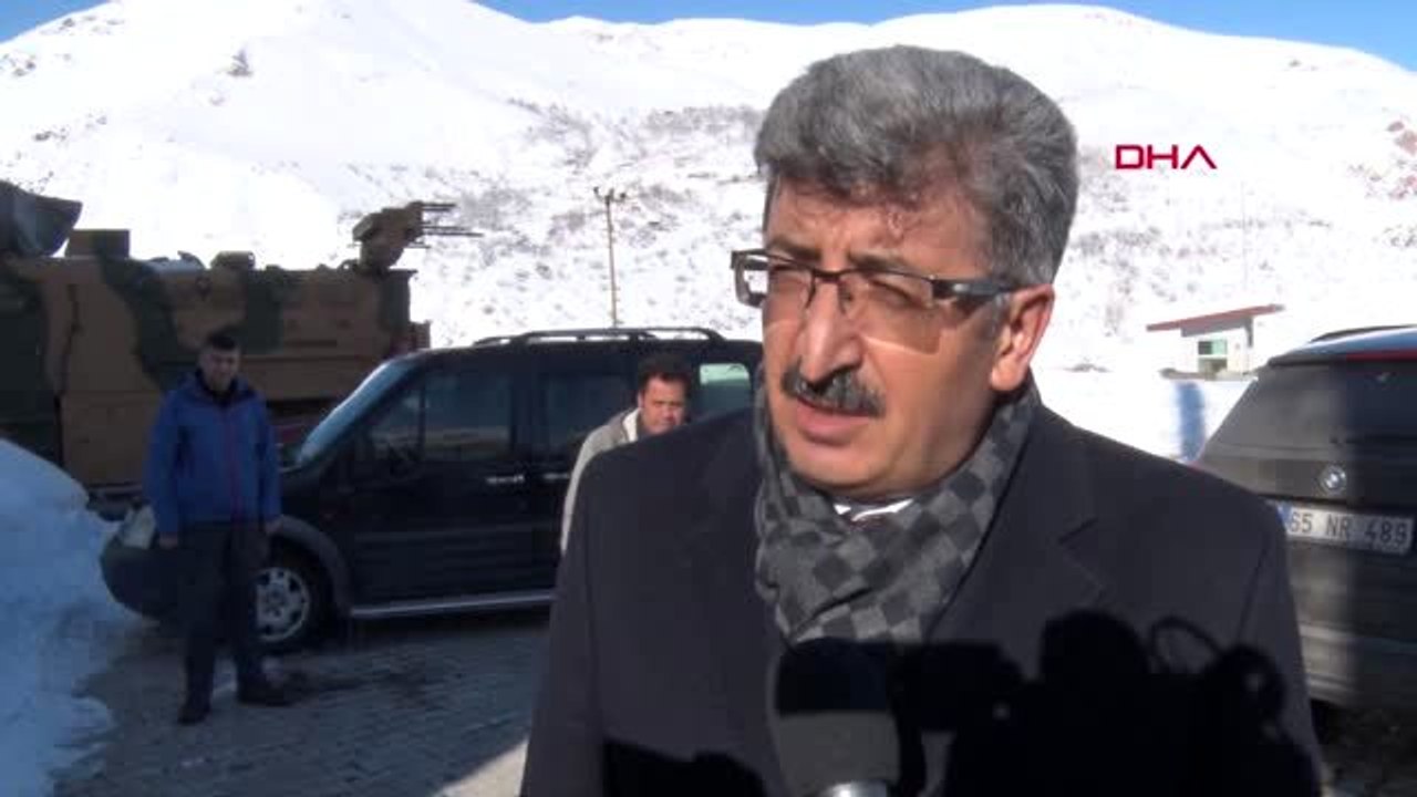 Van valisi bilmez çatak karayoluna düşen çığ bölgesinde incelemelerde bulundu-6