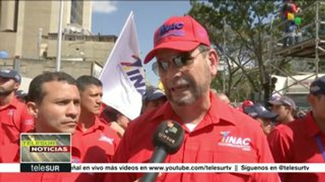 Venezolanos se movilizan en defensa y respaldo de Conviasa