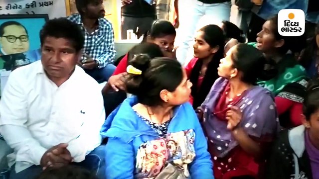 LRD અનામતનો વિવાદ,1 ઓગસ્ટ 2018નો પરિપત્ર રદ થશે, લેખિત બાહેંધરી બાદ આંદોલનકારી મહિલાઓ પારણા કરશે